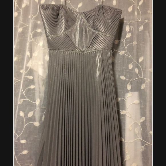 New Silver strapless Marchesa Notte gown Size 8 - Picture 8 of 8